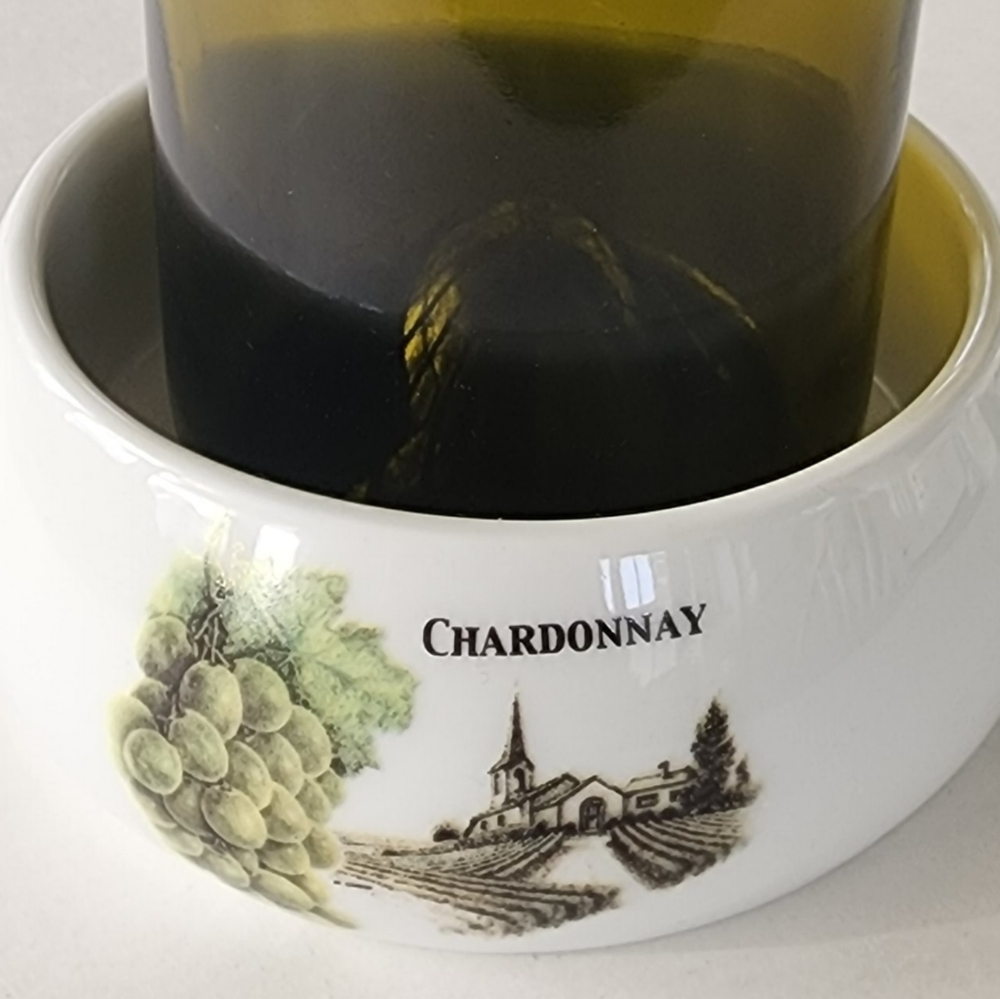 🍷🍾 Skye McGhie Vinyards Porcelain Wine Bottle Holder Coaster 🍇